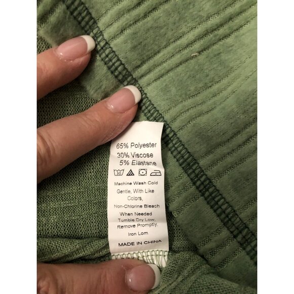 Green Ribbed Long Sleeve Knit Top  Womens Small Size Soft Comfy Sweater NEW - Picture 6 of 8